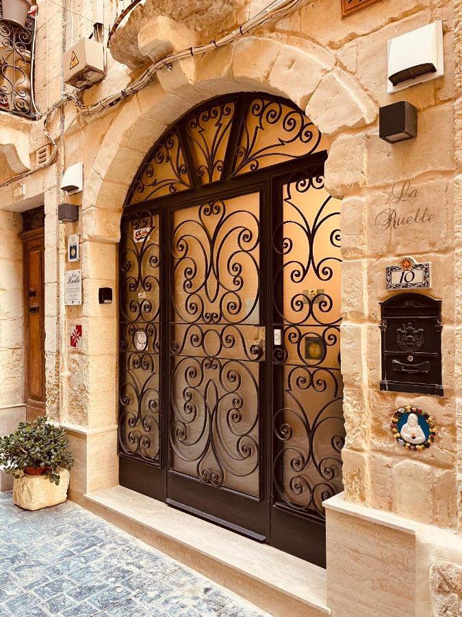 10 La Ruelle Apartment Valletta Exterior photo